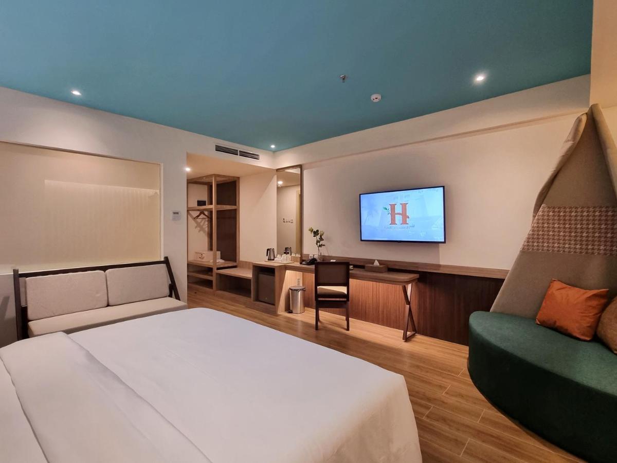Hotel Hemangini