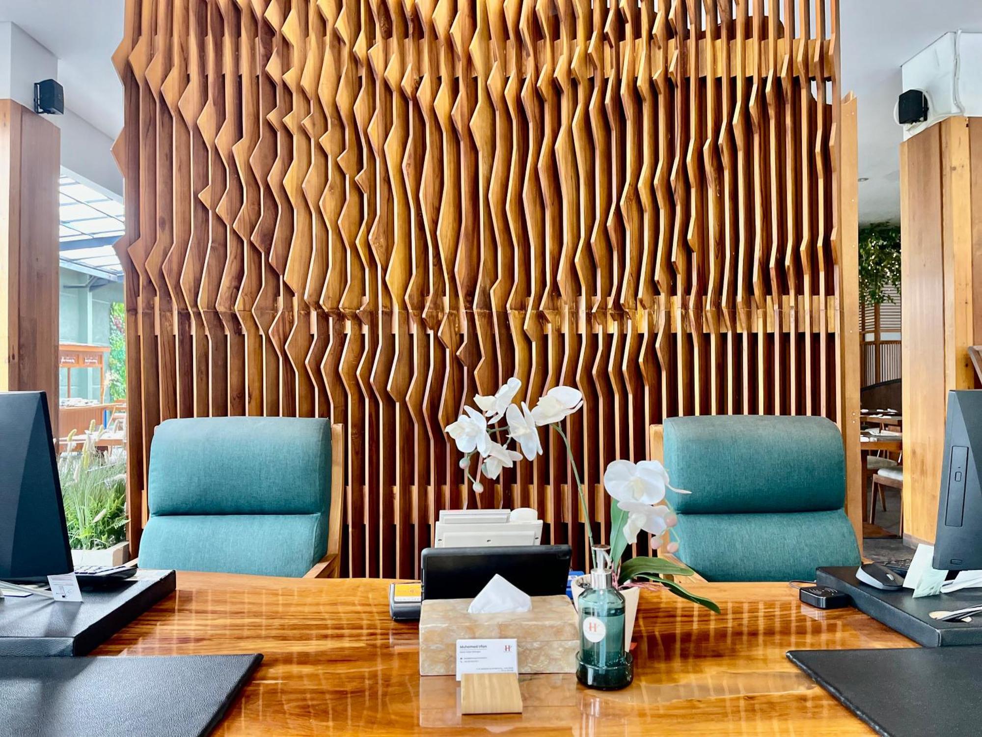 Hemangini Hotel