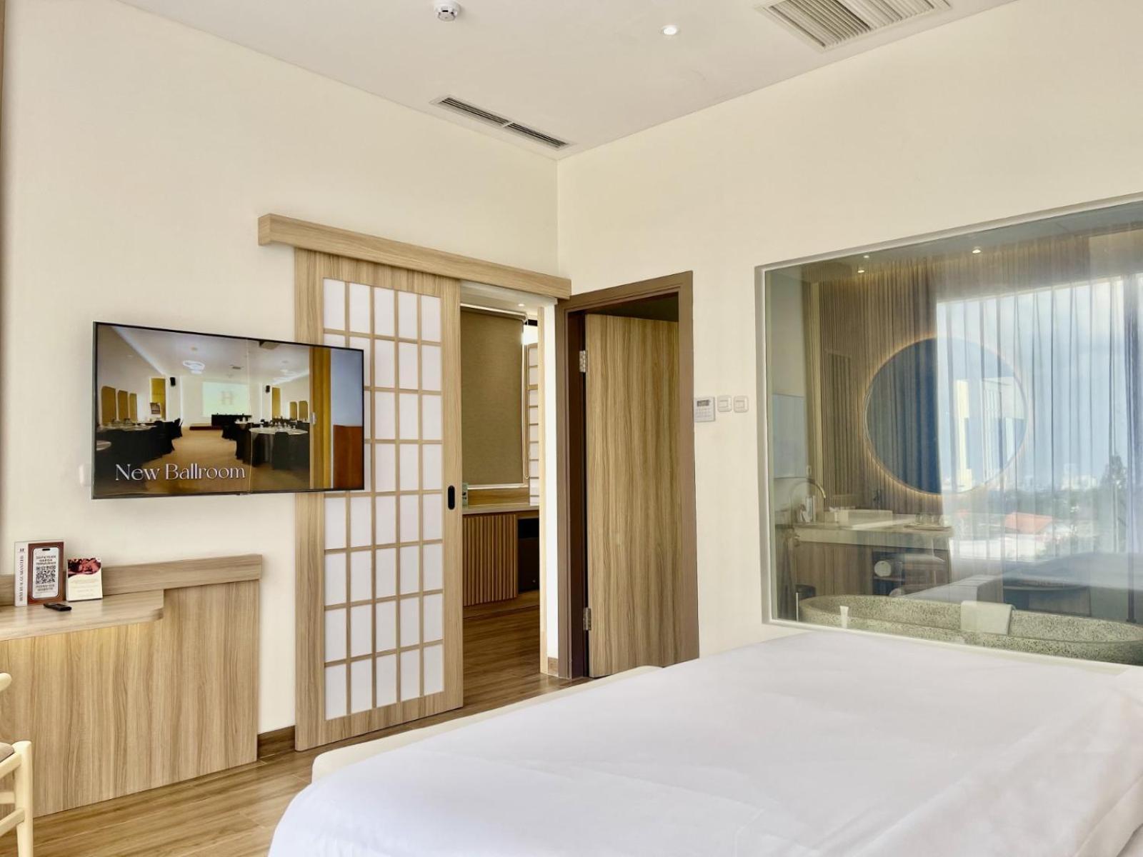 Hotel Hemangini